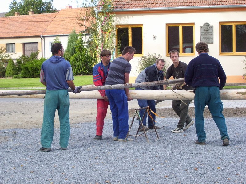 Nasunutí lana z nosného rahna: