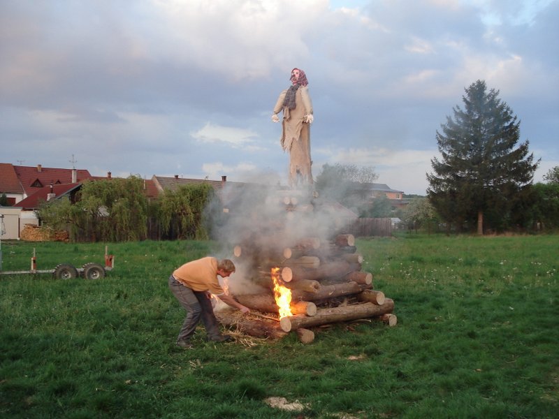 Raketa je připravena ke startu