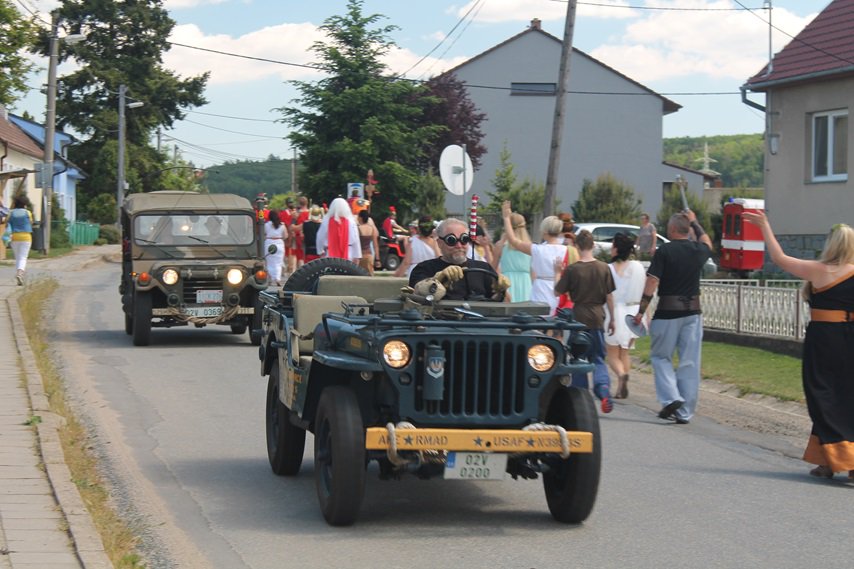 Yankeeové se neodvážili měřit síly s Caesarovými legiemi a tak došlo jen k přátelskému pozdravu.