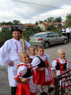 Zvaní po dědině.